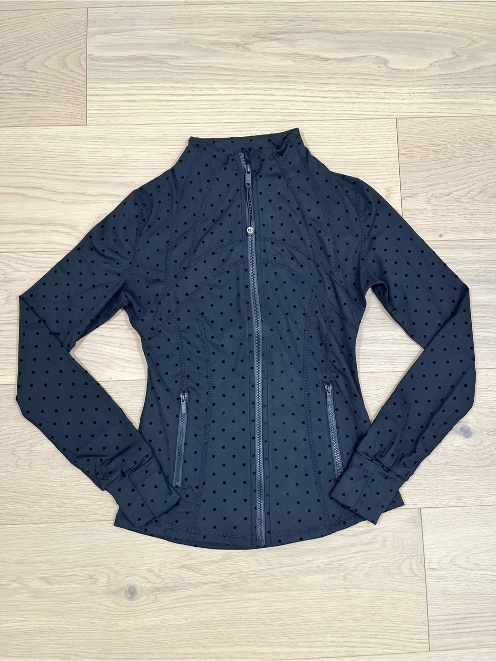 Lululemon Define Polka
Dot Matching Jacket and Leggings Set - Picture 2 of 9